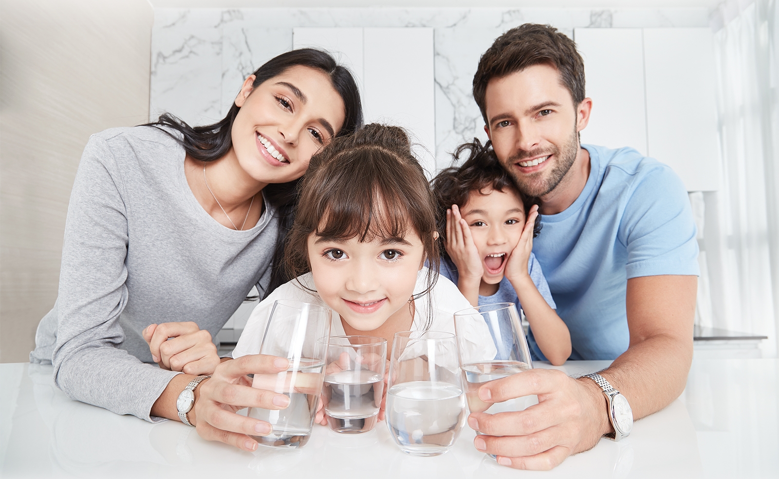 e53625d6 2a85 801d dc71 763ded422e96 drink water coronavirus covid 19